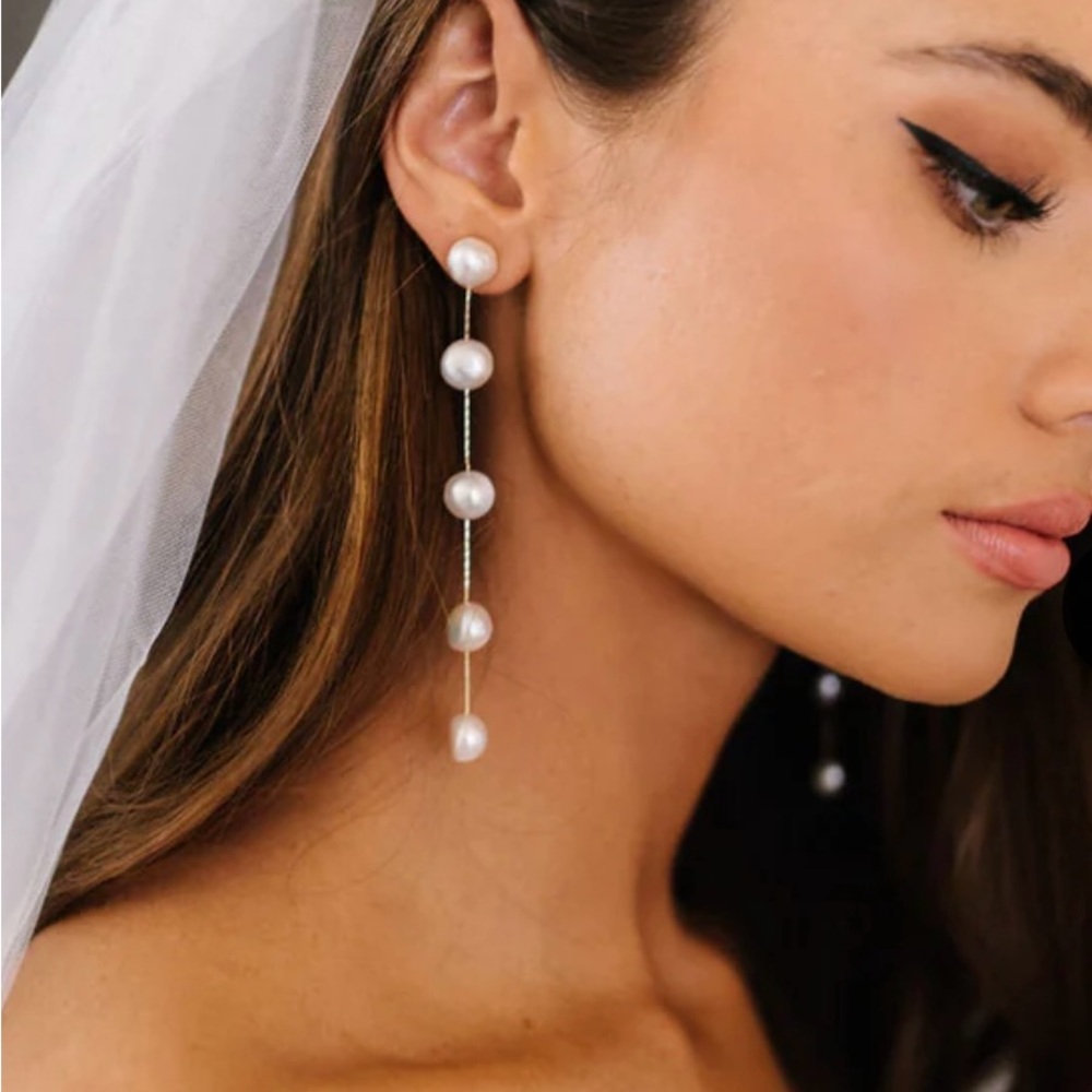 Harper Pearl Drop Earrings